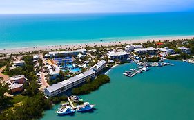 Tween Waters Island Resort & Spa